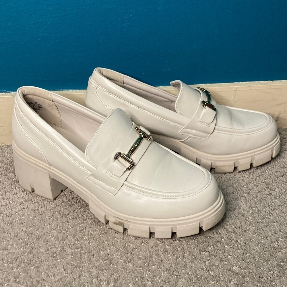 Dream Pairs Beige Chunky Loafers 9 - Picture 2 of 7